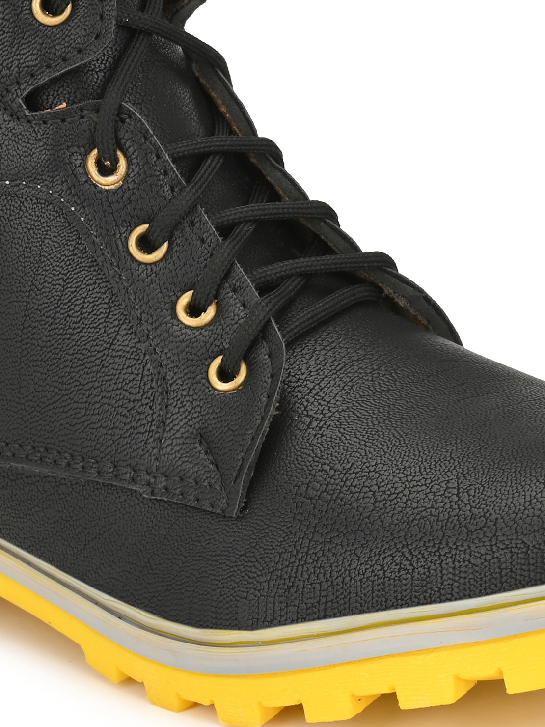 Guava Men's Black Plain derby Boots (GV15JA689)