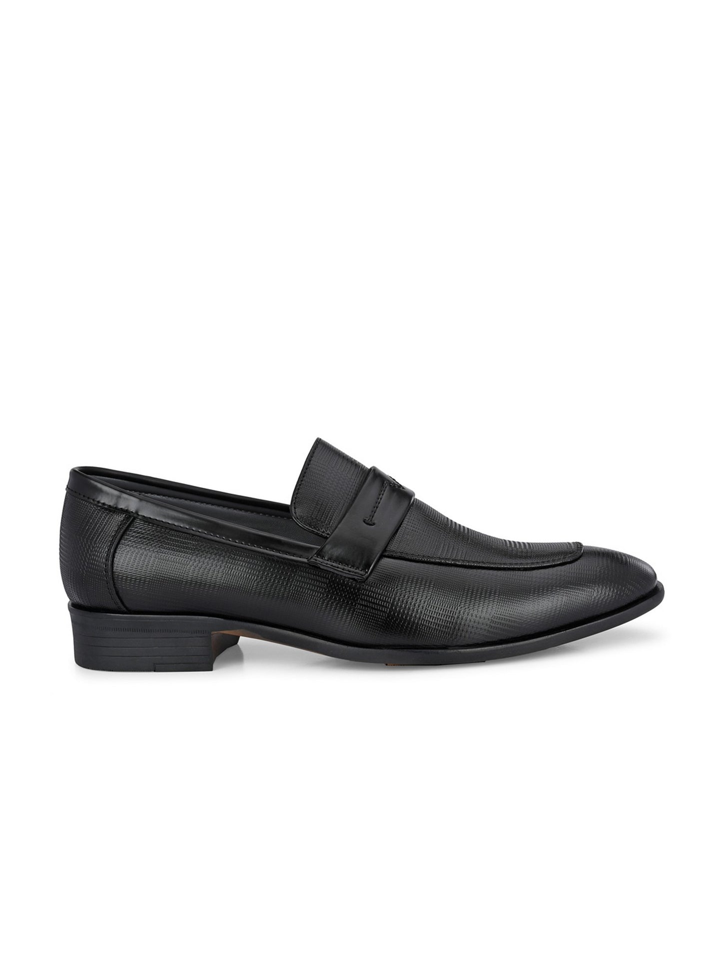 Guava Men's Black Slip On Semi Formal Shoes (GV15JA811)