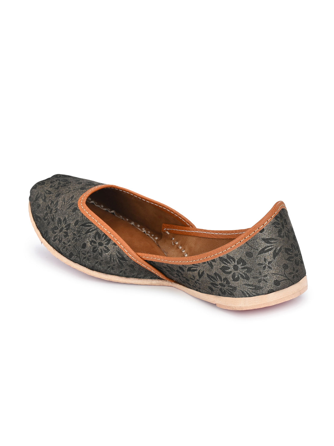 Aady Austin Women Black Trendy Ethnic Jutti Mojris (AUSF19055)