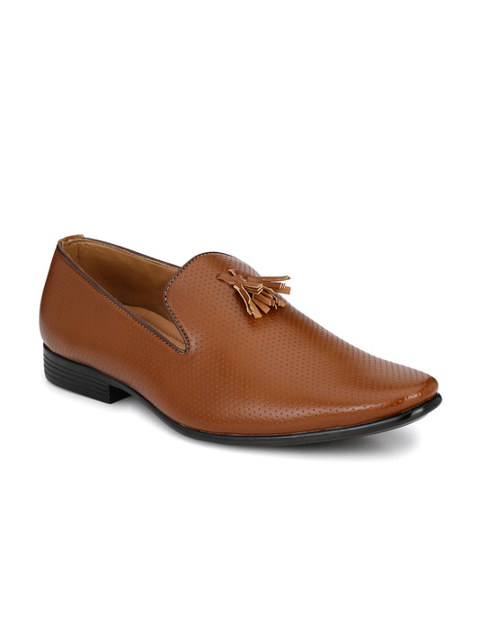Guava Men's Brown Tassel Slip On Semi Formal Shoes (GV15JA581)