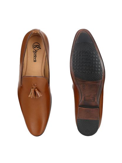 Guava Men's Brown Tassel Slip On Semi Formal Shoes (GV15JA581)