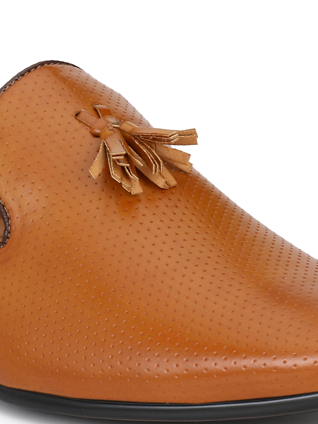 Guava Men's Brown Tassel Slip On Semi Formal Shoes (GV15JA582)
