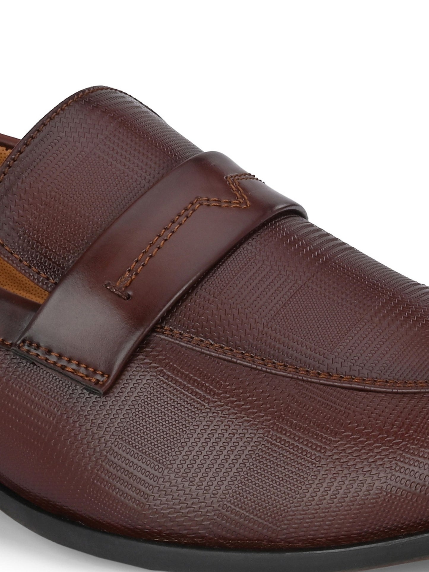 Guava Men's Brown Slip On Semi Formal Shoes (GV15JA812)