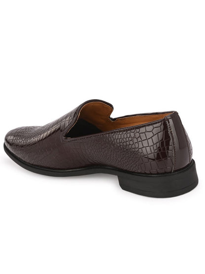 Guava Men's Brown Slip On Semi Formal Shoes (GV15JA815)