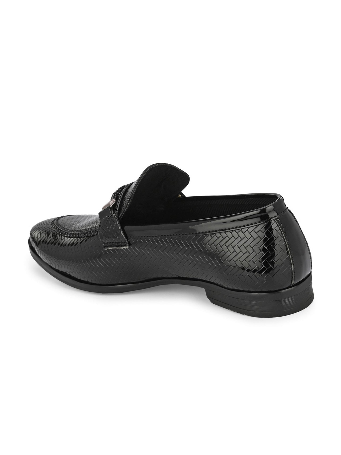Guava Men's Black Slip On Semi Formal Shoes (GV15JA818)