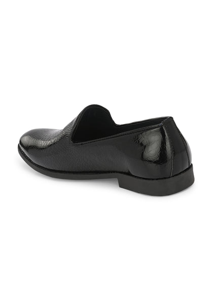 Guava Men's Black Slip On Semi Formal Shoes (GV15JA823)
