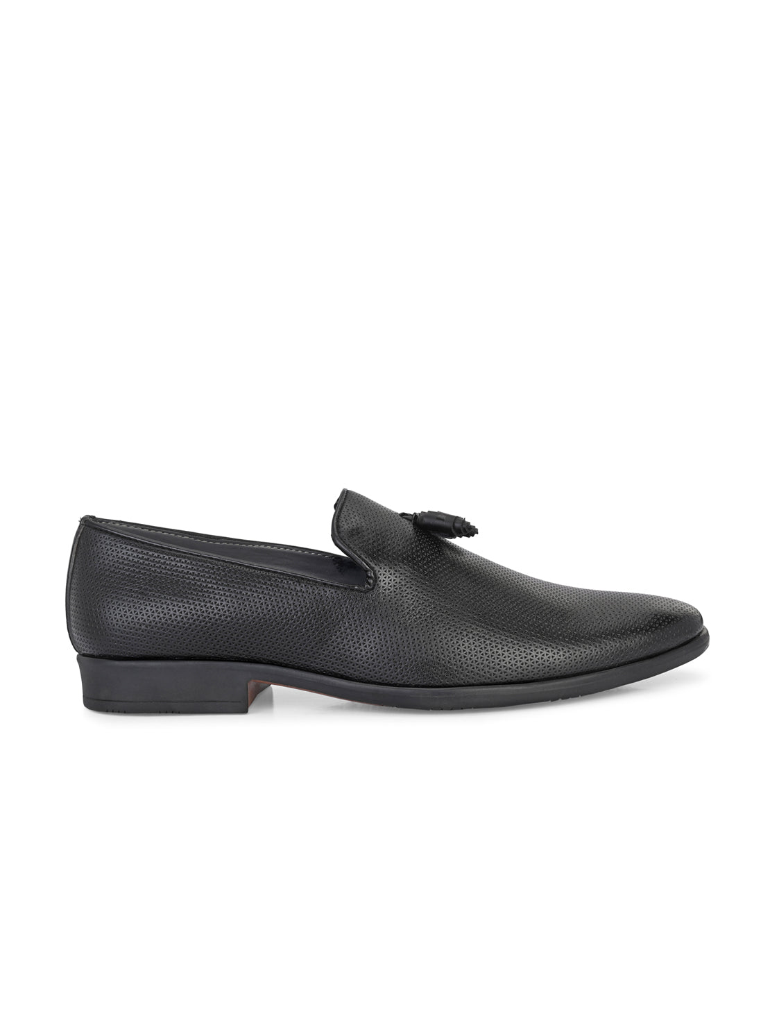 Guava Men's Black Textured Slip On Formal Shoes (GV15JA857)