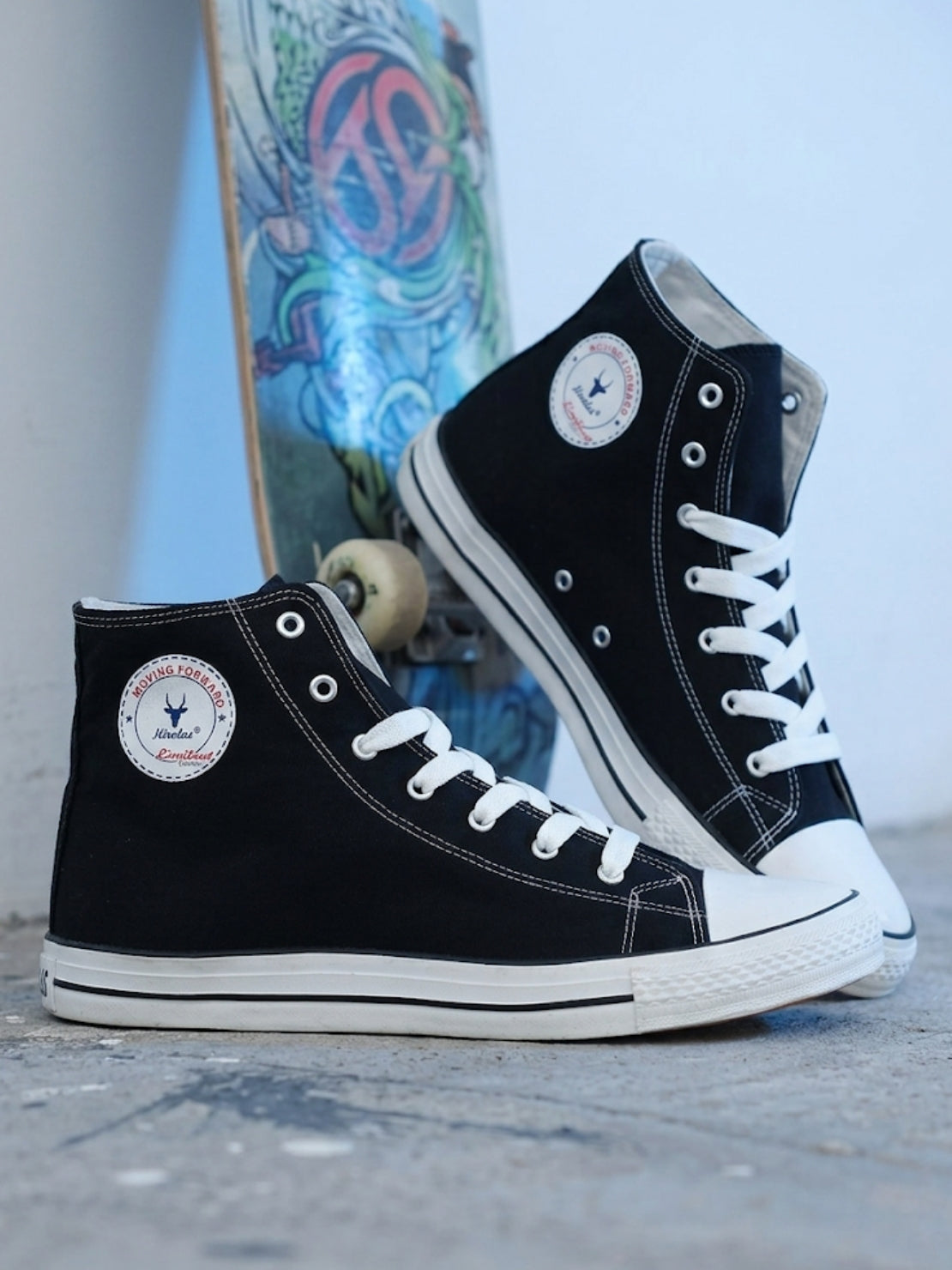SNEAKER